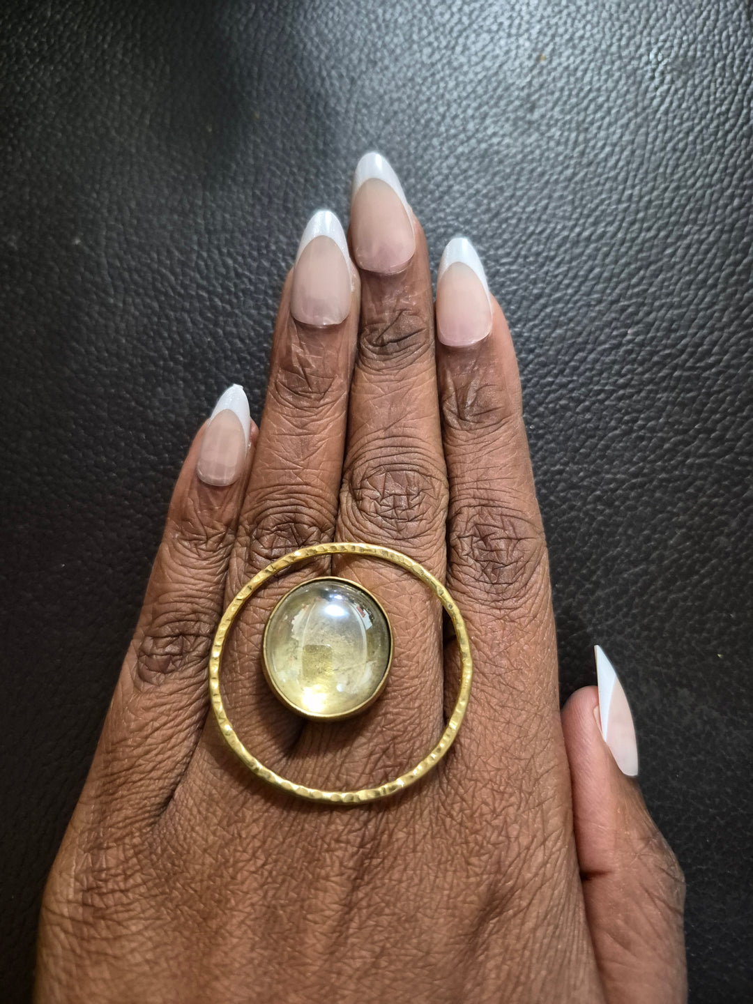 Nia Ring