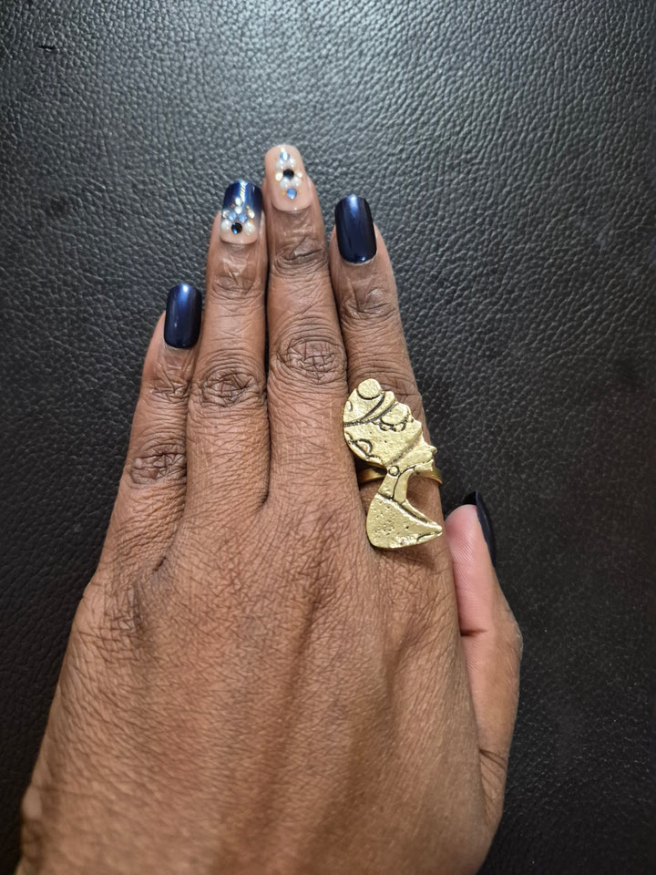Azari Ring