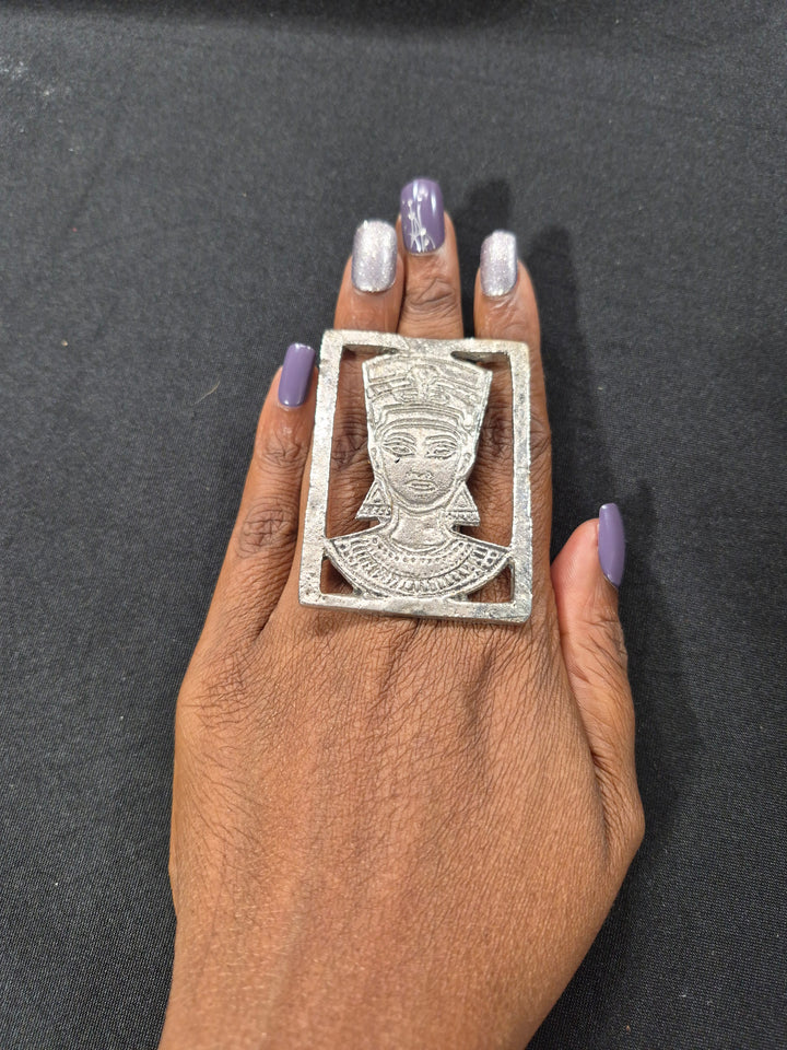Nefari Ring
