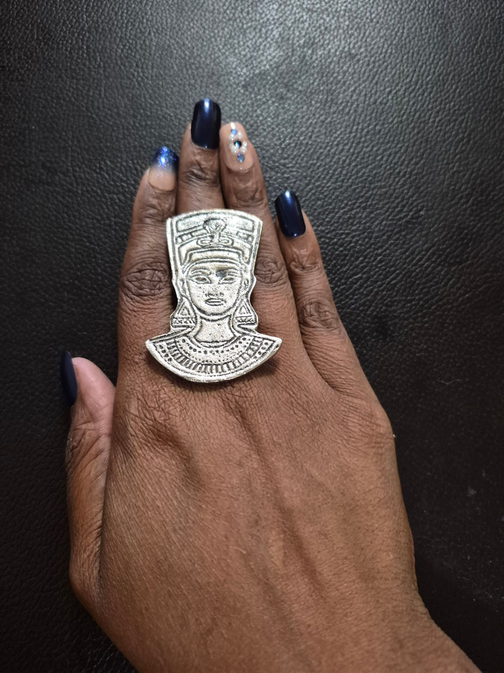 Nefari Ring