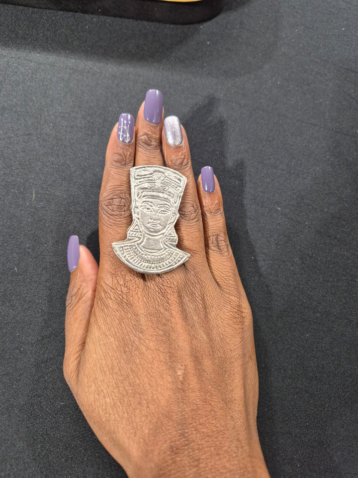 Nefari Ring